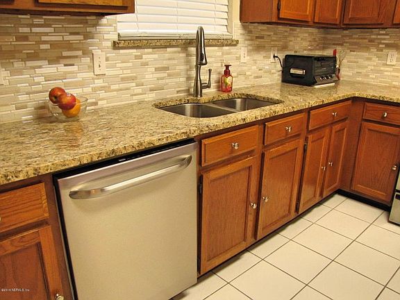 5th image of 3320 Ashridge Dr