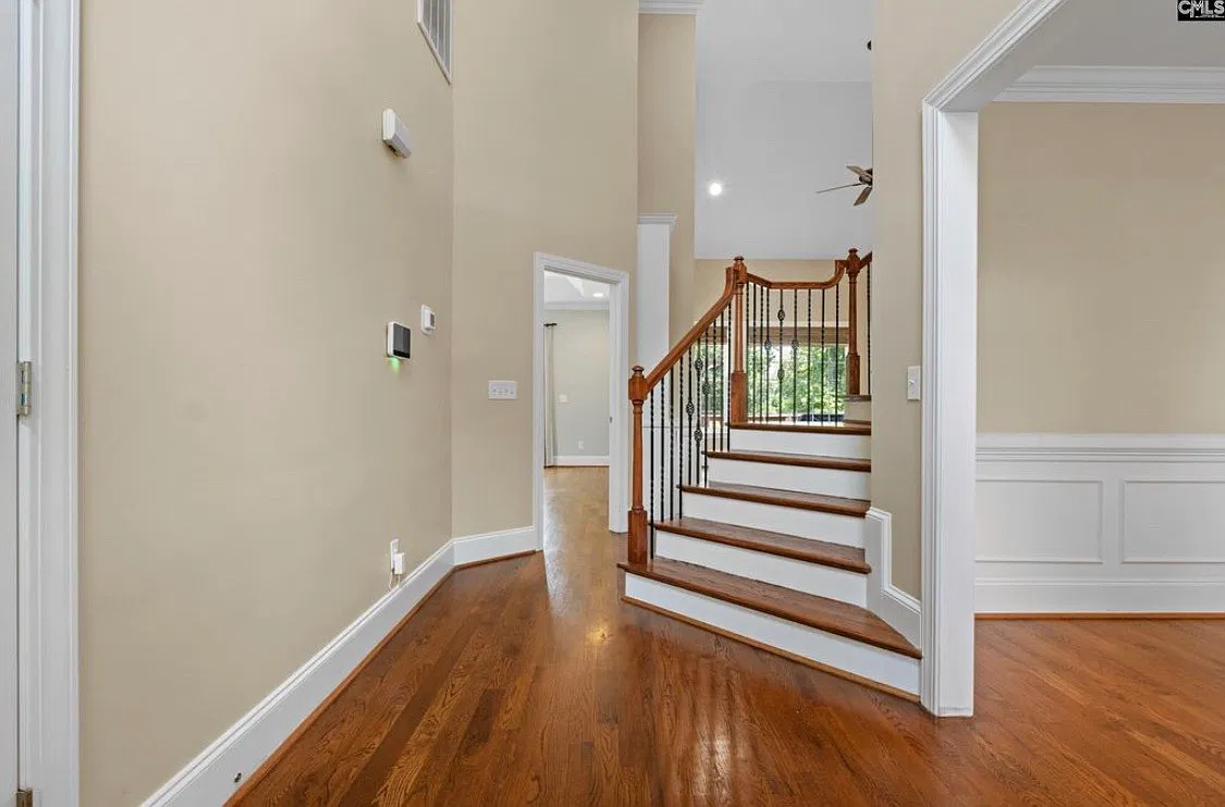4 bed, 3332 sqft, $3,500 — Photo 2