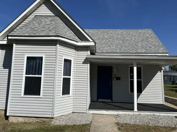 715 Jefferson Ave, Festus, MO 63028