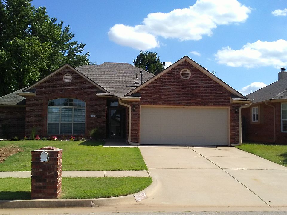 1st image of 1412 NW 182nd St