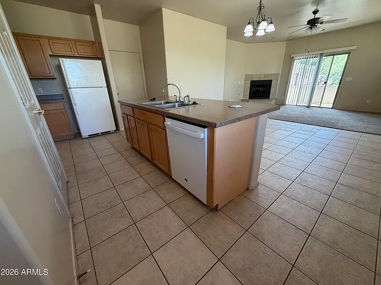 830 Corazon Ln — Photo 4