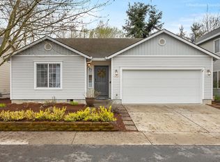 922 NE Mariners Loop, Portland, OR 97211