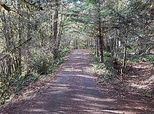 36769 Trestle Dr, Springfield, OR 97478