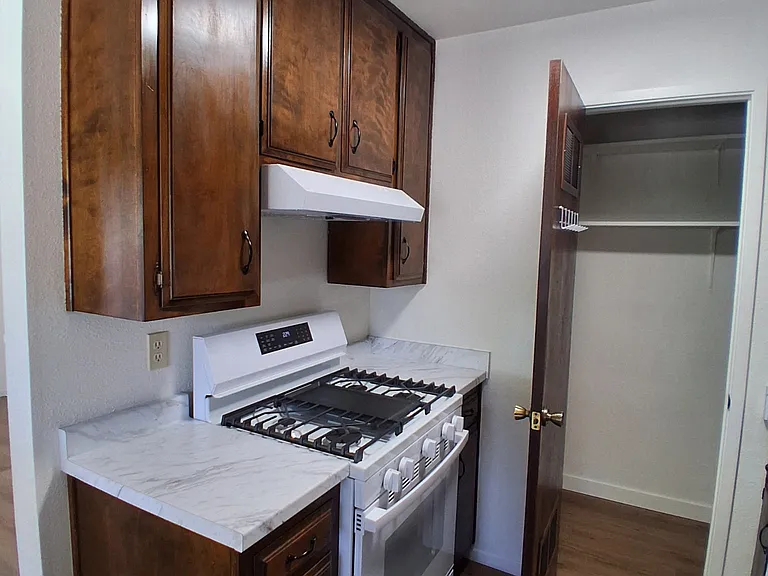 5420 Palma Ave #A — Photo 6