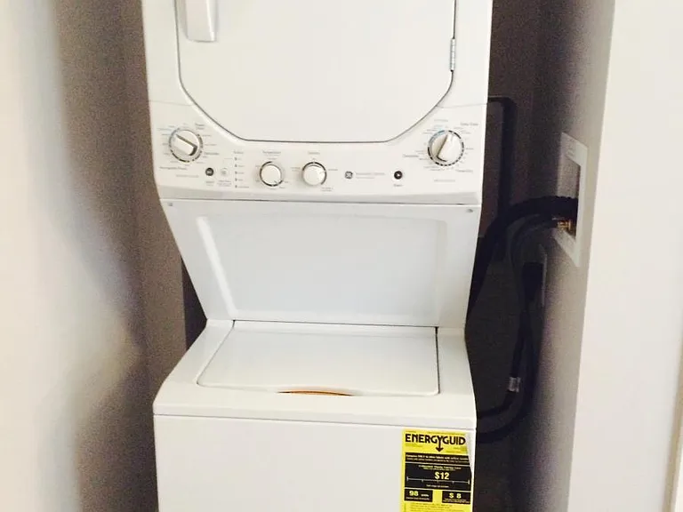 4 E Athens Ave #105 — Photo 8