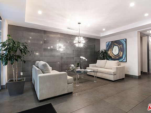 3rd image of 460 N Palm Dr #303