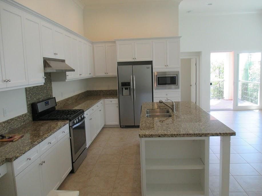 2nd image of 176 Overbrook