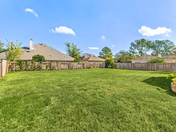 14910 Lake Woodbridge Ct