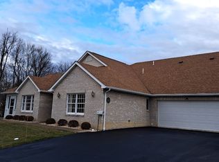 414 Stonecliff Ln, Butler, PA 16001