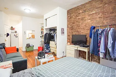 Rented by City Connections Realty