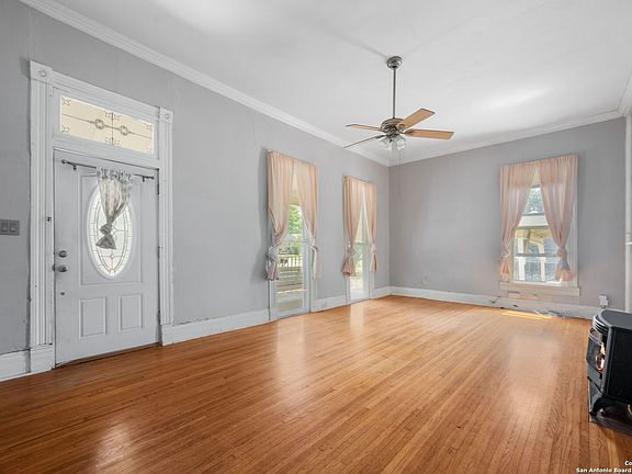 4th image of 3246 W Ashby Pl