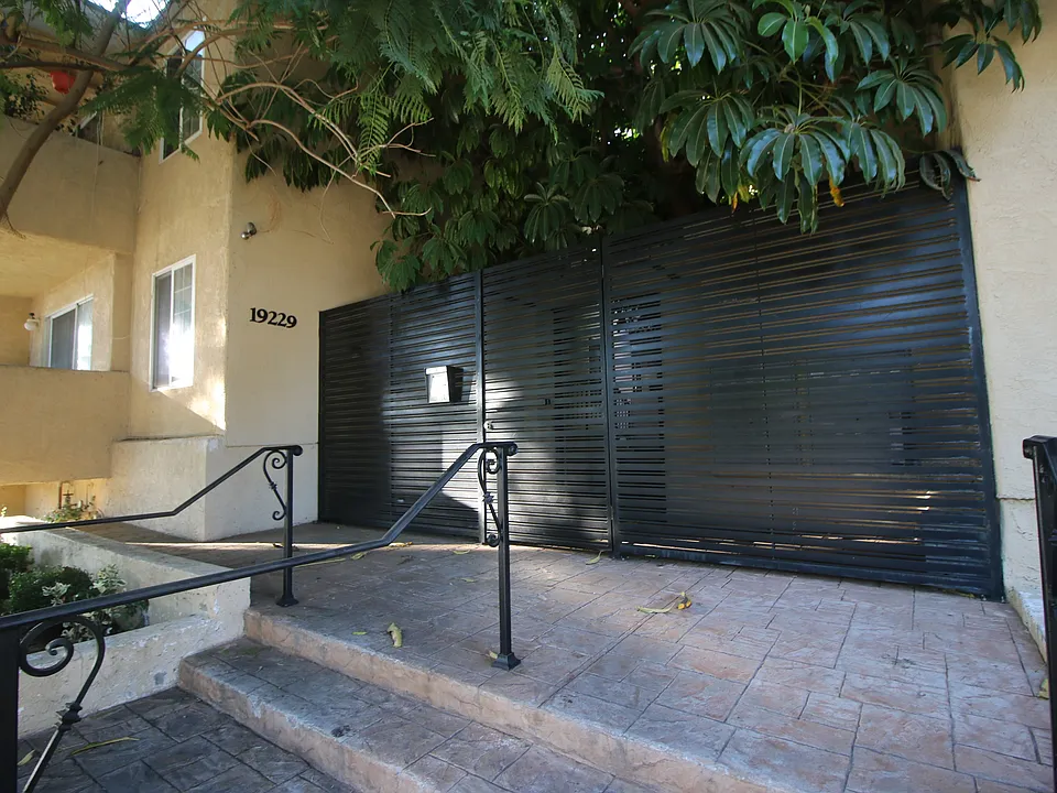 Nordhoff Apartments