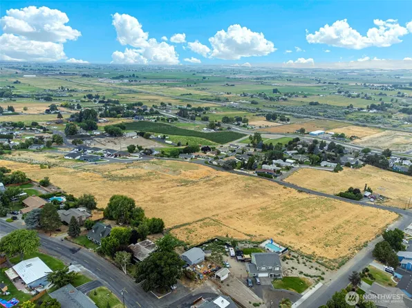 2 TBD Columbia Heights Lot 2, Sunnyside, WA 98944