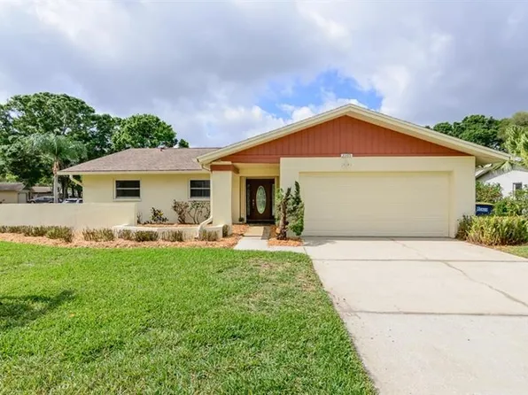 2265 Birchbark Trl, Clearwater, FL 33763