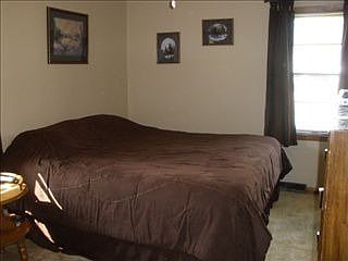 4th image of 827 Merrill Ave