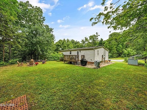 4th image of 3792 Chilly Springs Rd