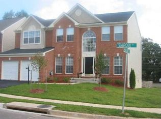 8277 Tenbrook Dr, Gainesville, VA 20155