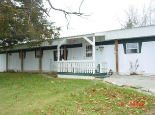 1632 McCord Bend Rd, Galena, MO 65656