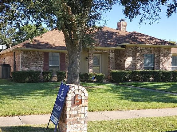 2nd image of 817 Brownfield Dr