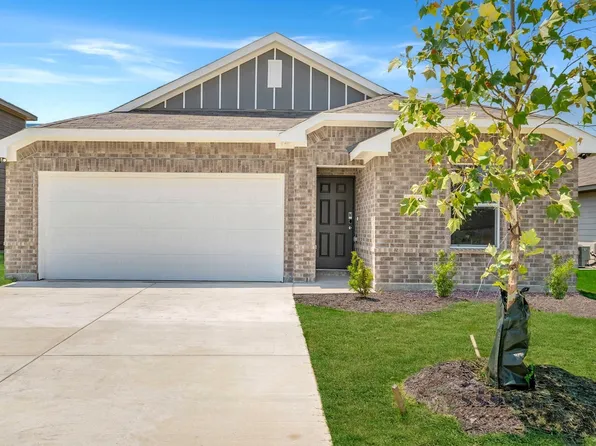 118 Goel St, Greenville, TX 75402