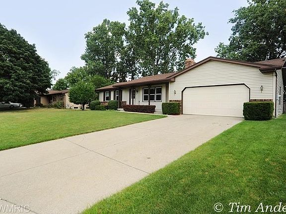3rd image of 3726 Chanute Ave SW