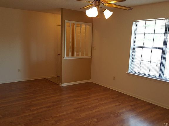 4th image of 10482 Heatherwood Dr