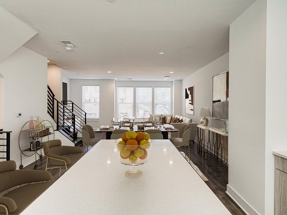 Living Kitchen_Virtually Staged