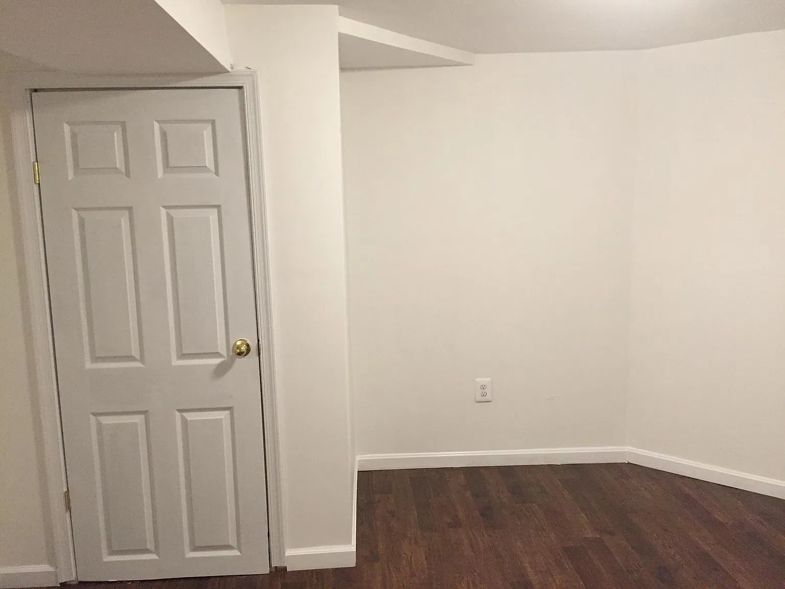 2 bed, 1100 sqft, $1,900 — Photo 3