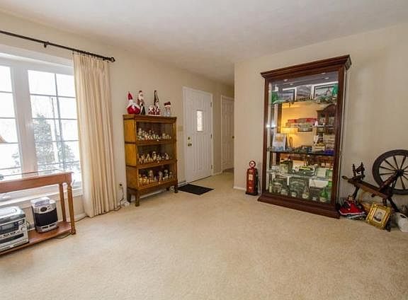 2nd image of 4305 Cottage Ave