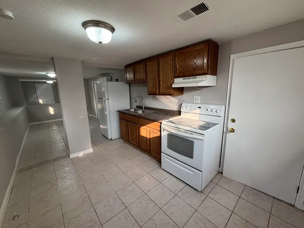 3931 Scarritt Ave #Basement, Kansas City, MO 64123