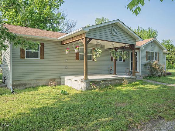 3rd image of 19884 Nectar Rd