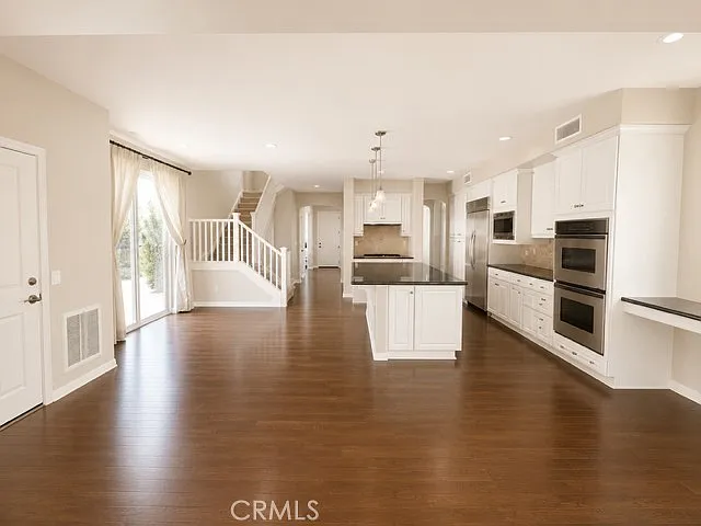 761 Clark Way — Photo 9