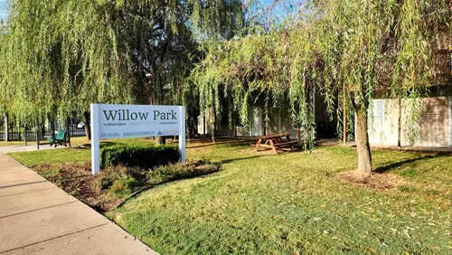 Primary Photo - Willow Park Apartments