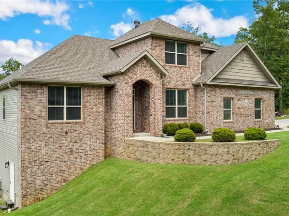 9 Hexham Dr, Bella Vista, AR 72715