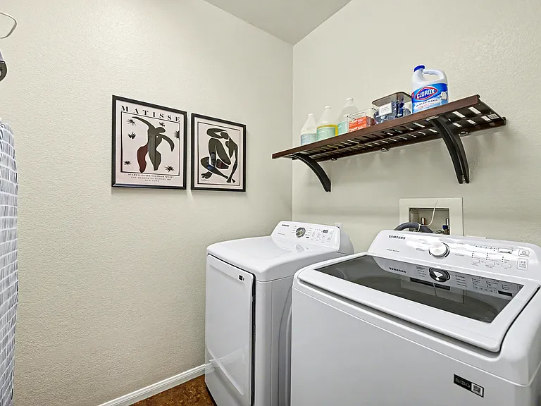 24731 Valleywalk St #6 — Photo 31