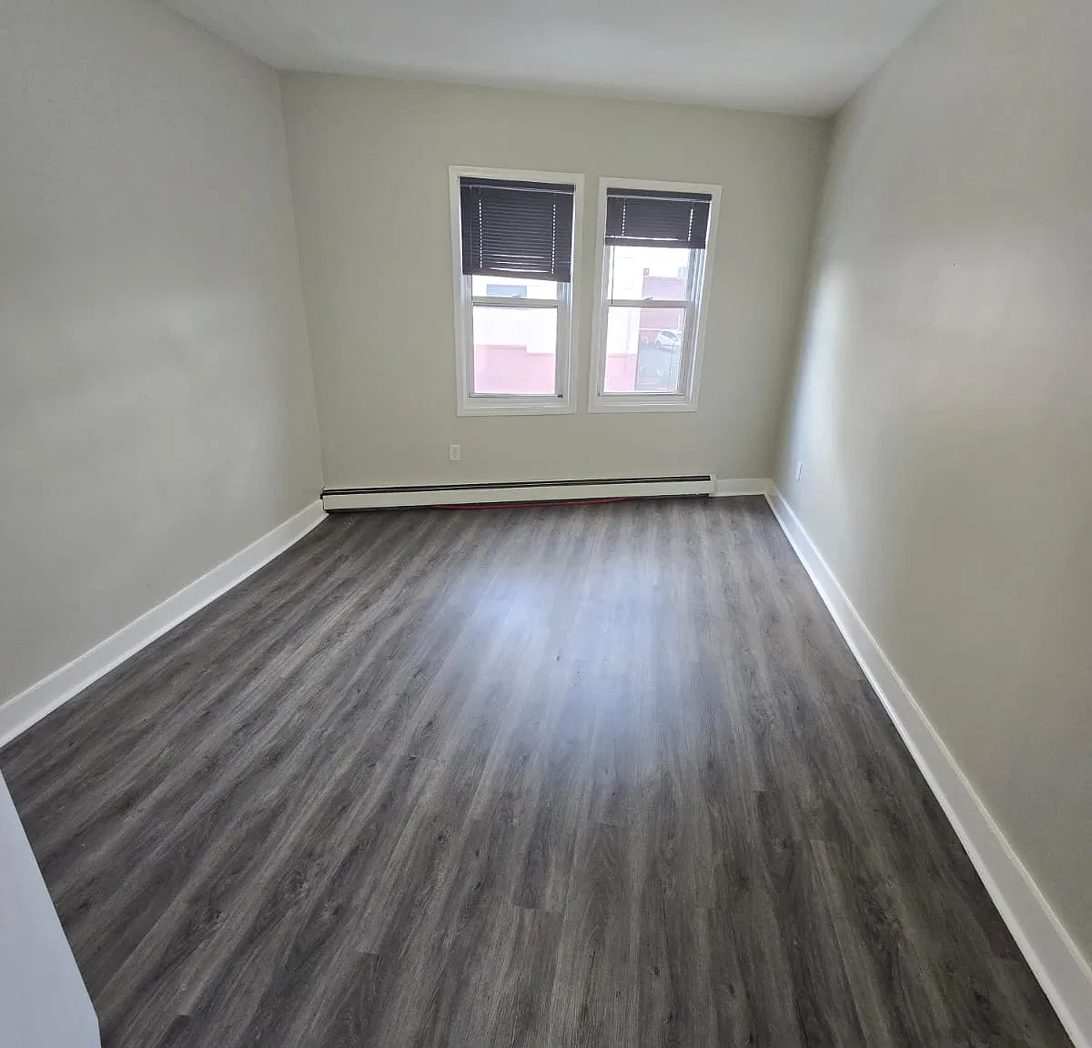4 bed, 1.5 bath, $2,495 — Photo 3