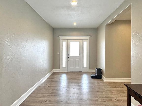 4th image of 1023 Seco Place