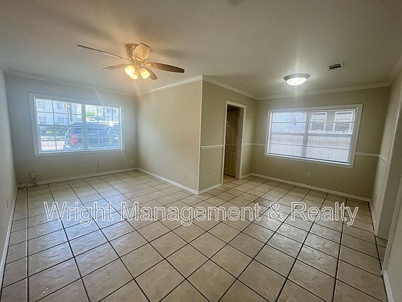 3rd image of 505 S Westland Ave APT B