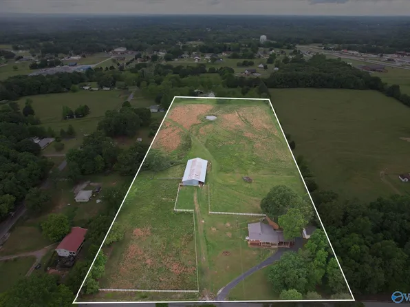 670 County Road 325, Moulton, AL 35650