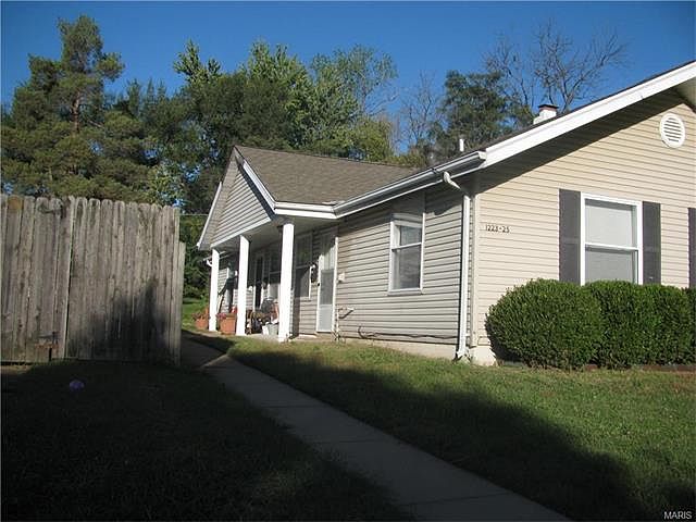 1st image of 1223-1225 San Jacinto Ct