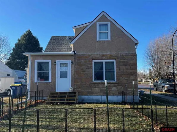 27 N Highland Ave, New Ulm, MN 56073