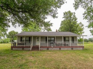 17086 N County Line Rd, Bernie, MO 63822