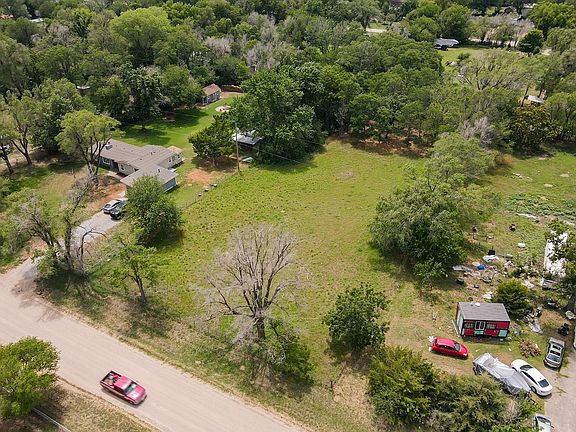3rd image of 093/ACRE S Pattie St
