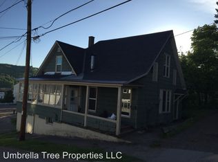 205 Quincy St, Houghton, MI 49931