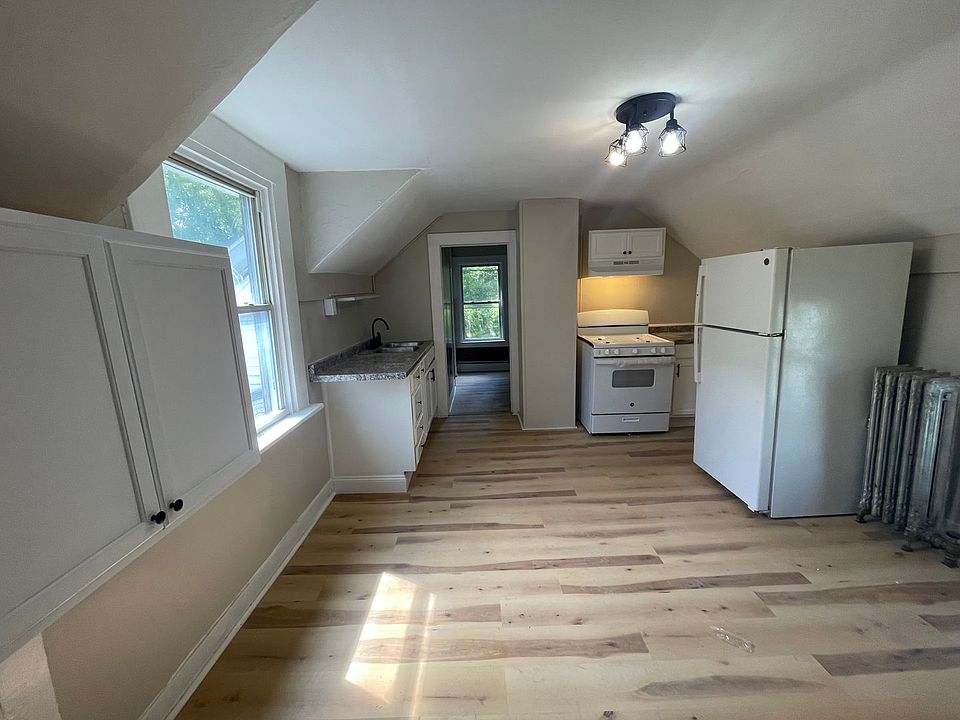 1st image of 147 Dewey Ave