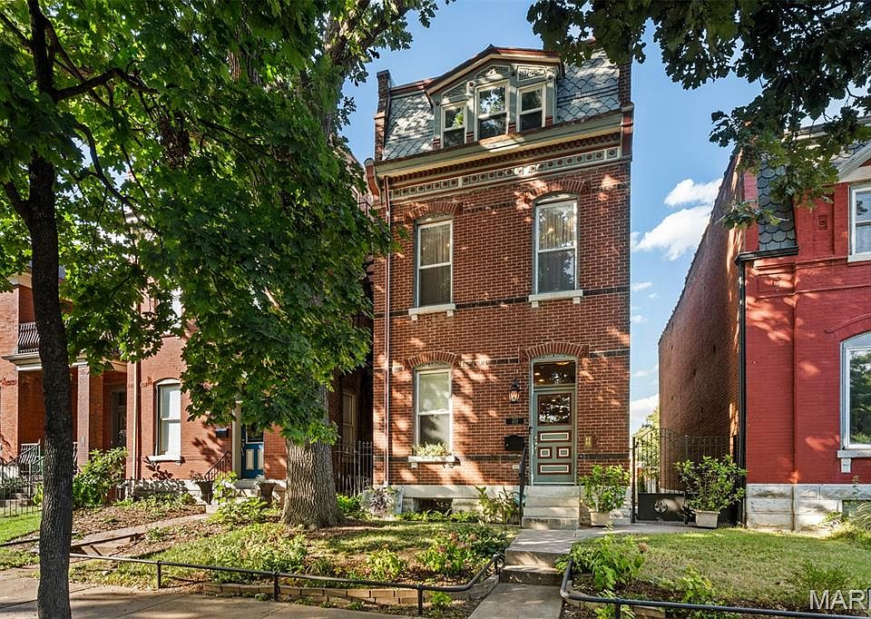 1st image of 2213 Arsenal St