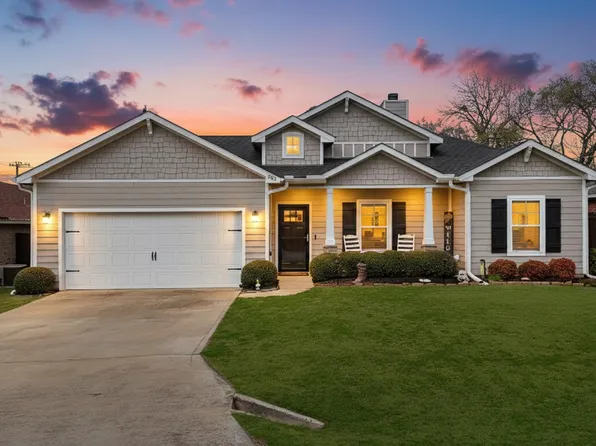 603 Cain St, Lake Dallas, TX 75065