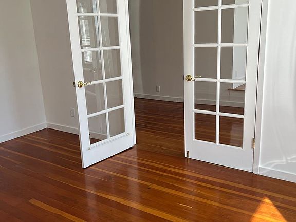 3rd image of 1544 Pacific Ave #10973511