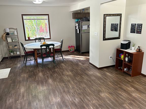 4th image of 1222 W 20th St
