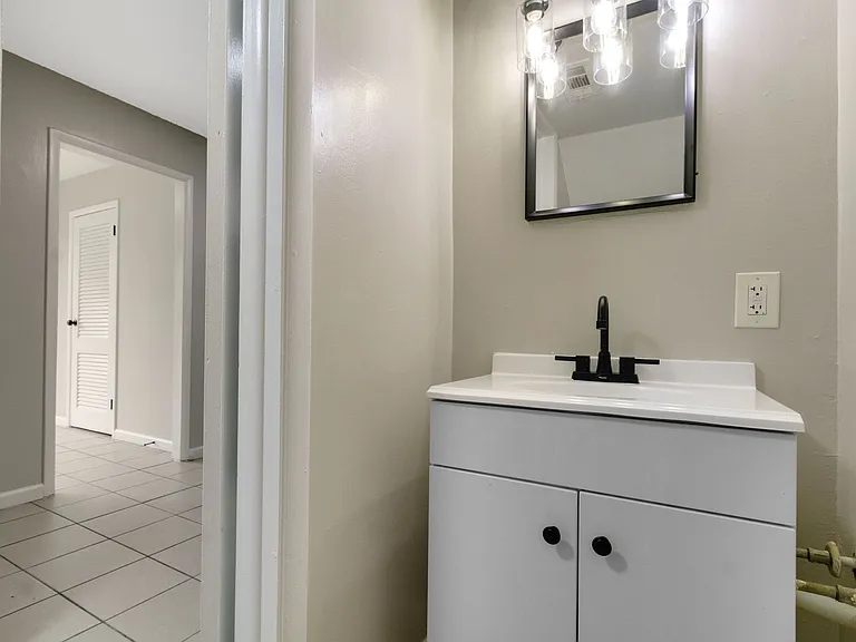 The Meadows Apartment Homes — Photo 31